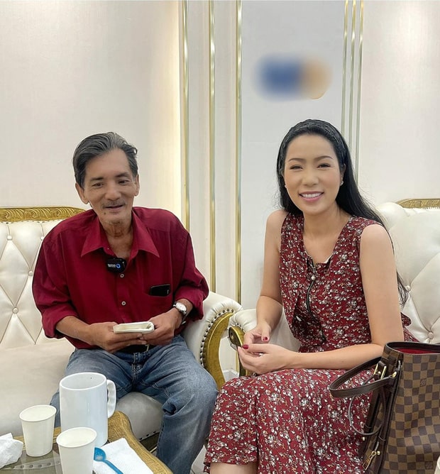 Vợ chồng NS Thương Tín "đòi" Trịnh Kim Chi trao lại khoản tiền được MTQ giúp đỡ, 2 bên kí giấy cam kết bàn giao "sòng phẳng"