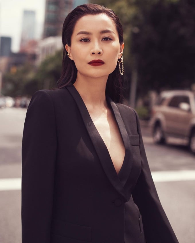 “Hoa hậu TVB” bí mật du lịch Việt Nam, khoe mặt mộc ấn tượng ở t.uổi U50