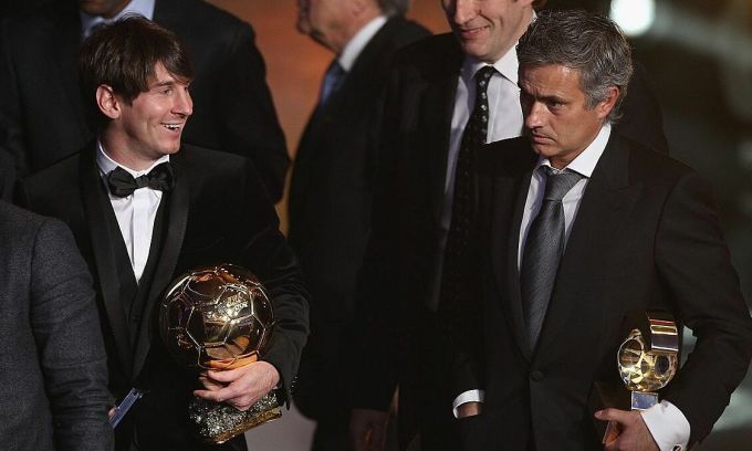 Mourinho: ‘Messi có thể dạy tôi về bóng đá’